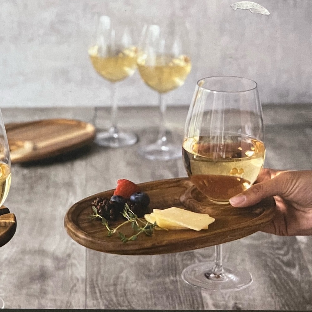 Toscana NWT wine appetizer plates wood grain cocktail hour plates‎ NWT